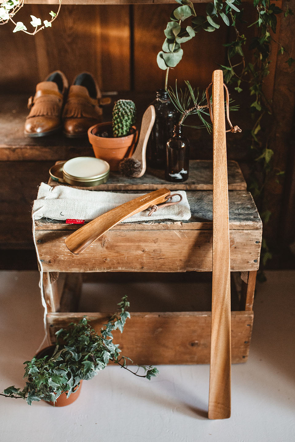 Wooden shoehorn