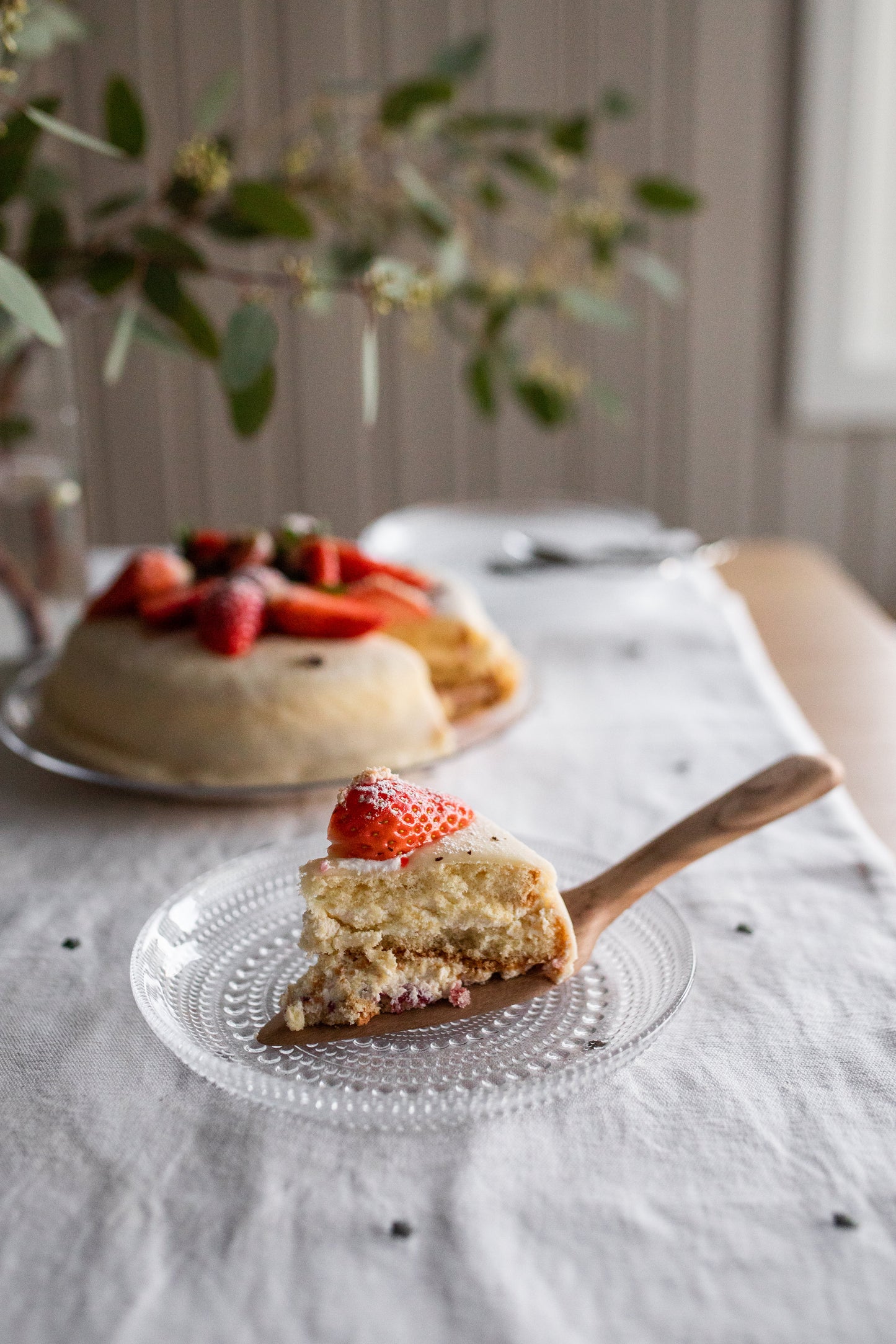 Wooden Cake Server