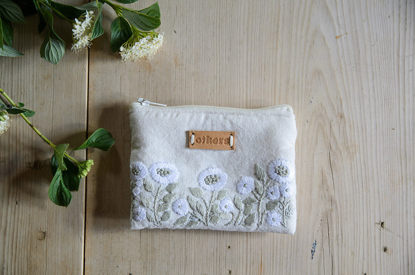 Embroidered purse small